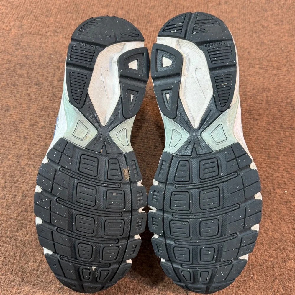 Gently used Nike Initiator Metallic Silver Blue Running Shoes 394053-001 Women 9